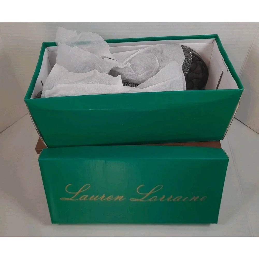 Lauren Larraine nib lauren
